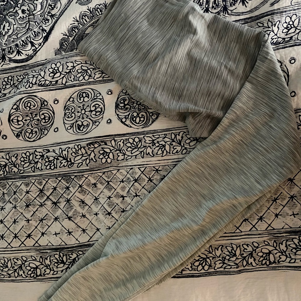 Lululemon Wunder Under space dye